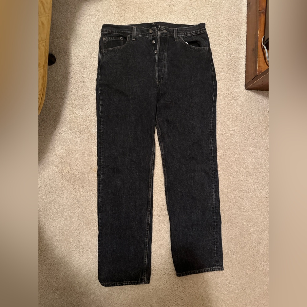 *TRUE 90’S* Black Denim Levi’s